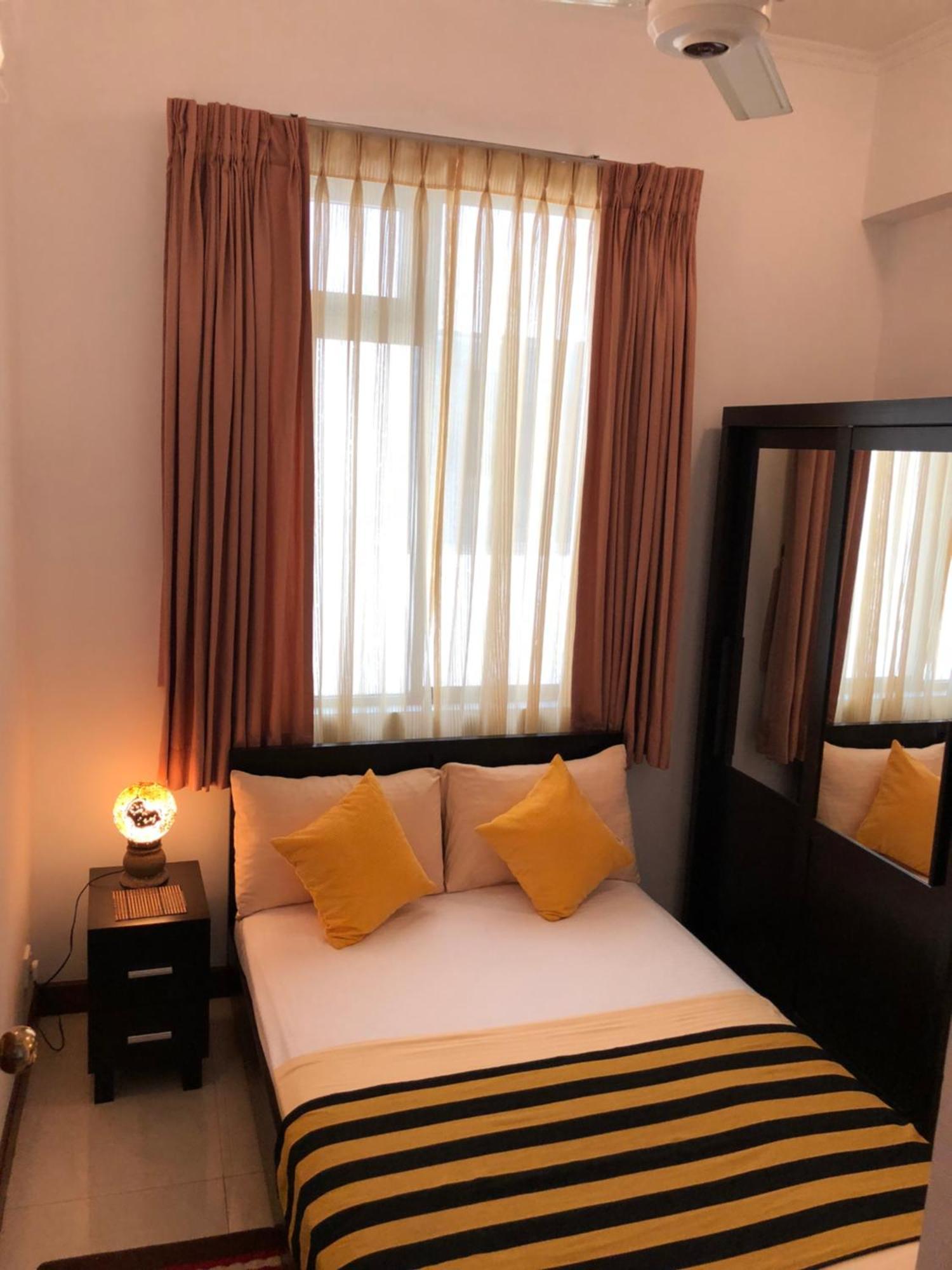 Colombo - Town Hall- 2 Bed Room Apartment 외부 사진