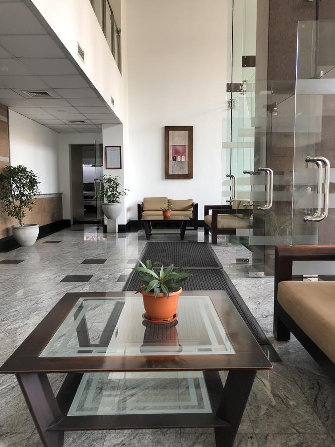 Colombo - Town Hall- 2 Bed Room Apartment 외부 사진